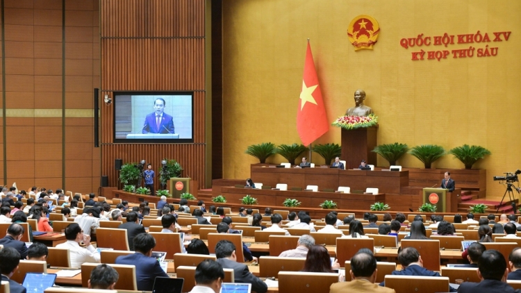 Quốc hội: k’đươi moon toọm bhrợ hình sự cơnh lâng đhr’năng lơi zên ơy ta đoọng lalăm leh đhr’năng căh liêm, bhrợ crêê tước tệêm ngăn kinh tế