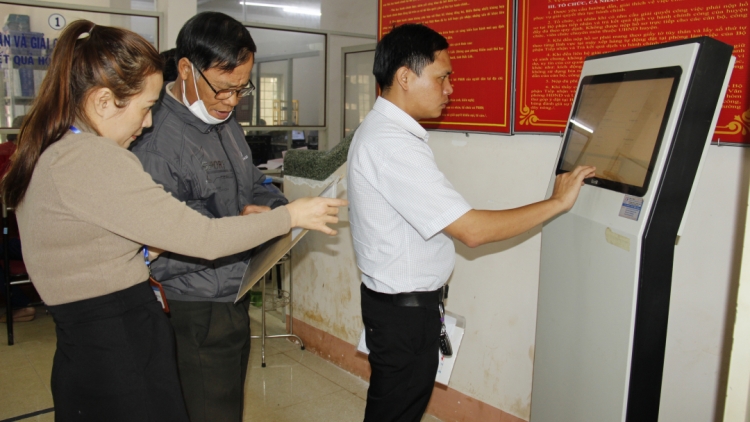 Dak Lak ăp nău rgâl uĕh tâm nkra hành chính