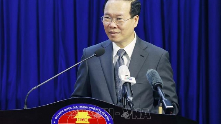 Khua lăn čar Võ Văn Thưởng nao čhưn leh anăn hơêč hmưi hruê kơ phung nai Việt Nam ti Sang hră gưl prŏng Khoa học Xã hội leh anăn Nhân văn ƀuôn prŏng Hồ Chí Minh 