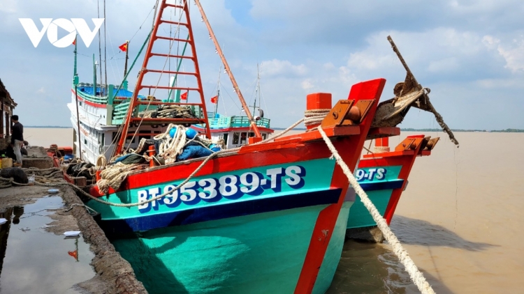 BEN TRE KHAM MERAT HAONG TANEH IA TAOH TALAIH THẺ KANYIK EC