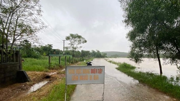 Miền Trung boo ngân bhrợ hr’lang hr’câh, nong lit bâc ooy