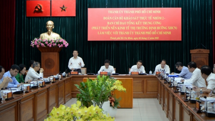 Mđĭ kyar bruă duh mkra tă hdră Yang ƀuôn ngă phŭn, klei hriăm boh sĭt mơ̆ng ƀuôn prŏng Hồ Chí Minh