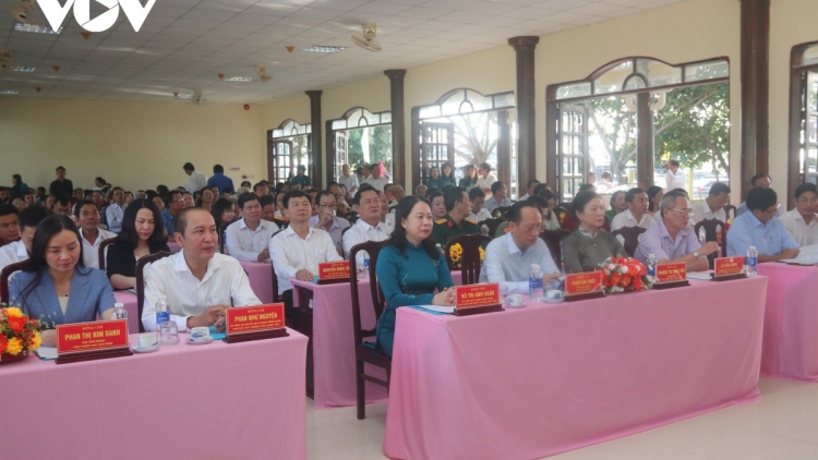 ពត៌មាន ម៉ោង ១៥