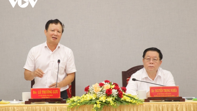 Trưởng Ban Tuyên giáo Trung ương: Đhanuôr nắc đoo râu quyết định zư lêy, pa dưr chr’nắp văn hoá Thừa Thiên Huế