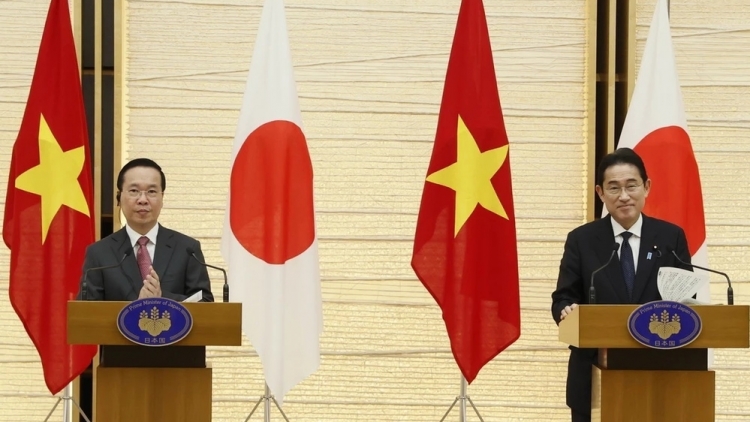 Khua lăn čar Võ Văn Thưởng mjưh ruê̆ tŭ jing gưl nao chưn klă sĭt Japon