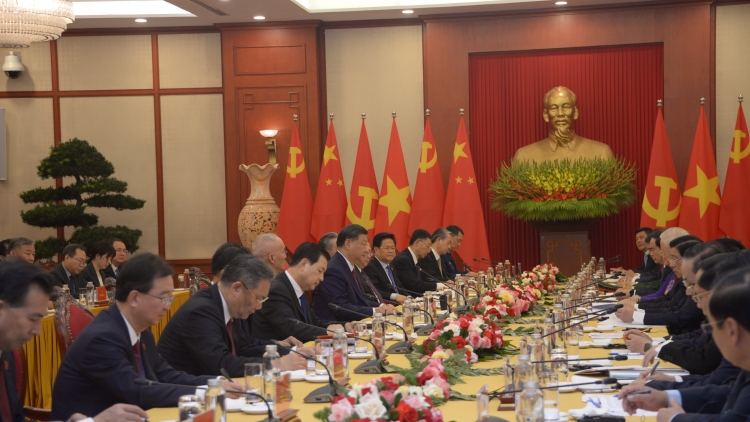 Tổng Bí thư Nguyễn Phú Trọng ƀĭt joet ƀư wơt Tổng Bí thư, Kruanh dak Trung Quốc Tập Cận Bình 