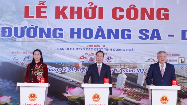 Kruanh dak Võ Văn Thưởng râng rơh mbơh tơih nău nchrăp kan n’gor  Quảng Ngãi