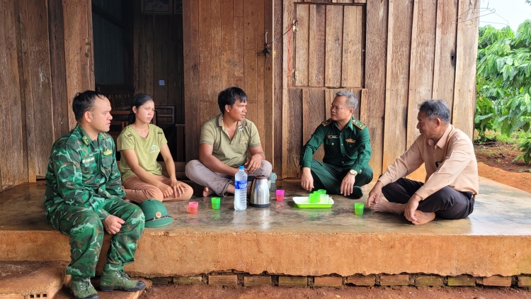 Ling tơhan pơgang guai dêh čar Gia Lai djru mơnuih ƀôn sang guai dêh čar hrưn đĭ tơtlaih mơ̆ng ƀun rin 