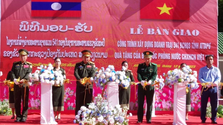 Jao ntŭk gŭ kan 541 ân N’gâng kan rđau tahen n’gor Attapư, Lào