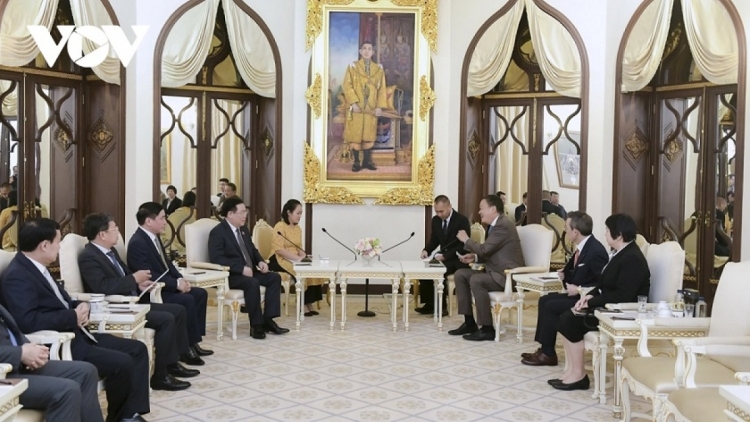 Khua bruă kƀĭn ala Vương Đình Huệ mâo leh klei bi tuôm hŏng Khua knŭk kna Ala mtao Thái Lan Srettha Thavisin 