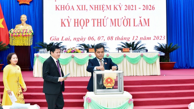 Hội đồng Ñân zân càr Gia Lai yal cồng nha đùh sră pin dờn gơnoar broă