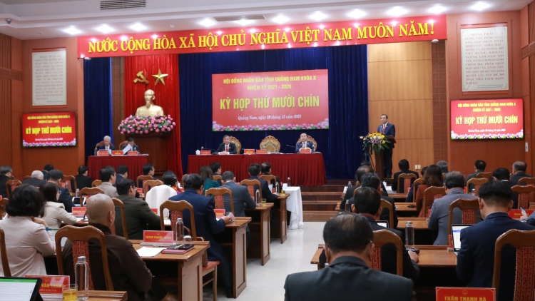 HĐND tỉnh Quảng Nam pay tín nhiệm lâng 28 manứih k’đhơợng bhrợ bh’rợ âng HĐND tỉnh k’đươi