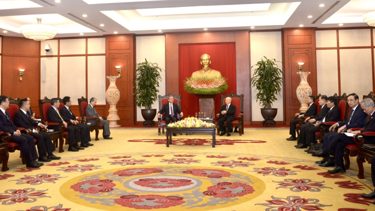 Khua gĭt gai Đảng Nguyễn Phú Trọng bi tuôm hŏng Khua phŭn bruă hŏng tač êngao China Vương Nghị 