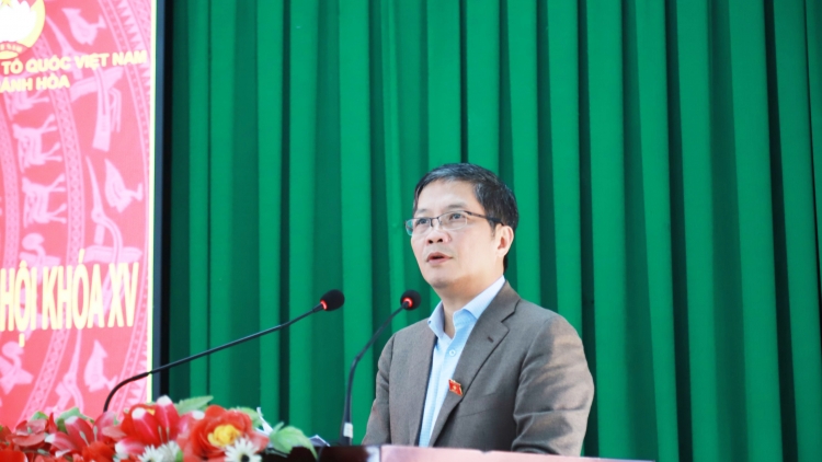 Trưởng Ban Kinh tế Trung ương Trần Tuấn Anh tr’lum lâng đhanuôr đhị Khánh Hoà