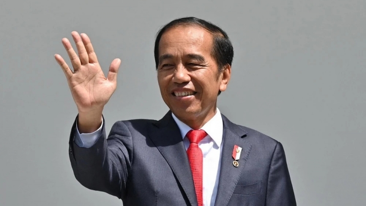 Kơdră tơm Indonesia Joko Widodo vă năm hơpong tơ̆ Việt Nam