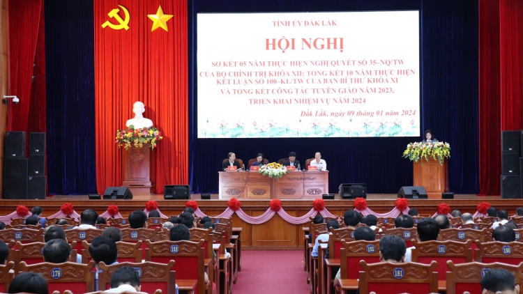 Càr Dăk Lăk tơn jơh ing 5 nam lơh jăt Nghị quyết sồ 35 nam 2018 bơh Ƀộ Cíñ trị khoă XII