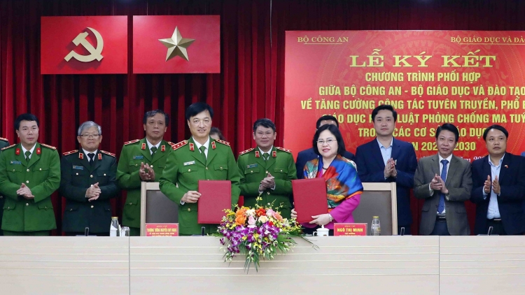 Hơtŏk tơdrong tang găn ma túy tơ̆ hnam hŏk