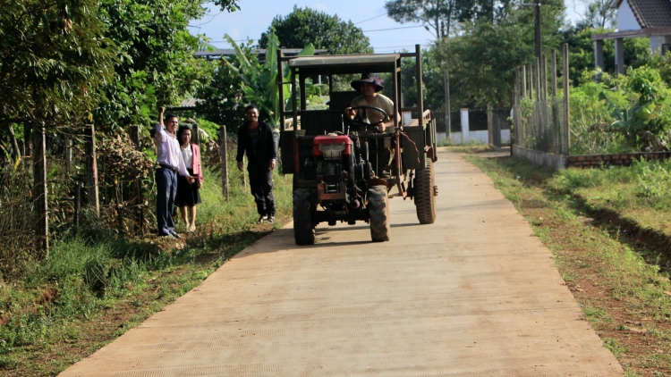 Gia Lai: rdâk njêng ntŭk kan đảng nâp nâl, xã Hra đăp mpăn hun hao.