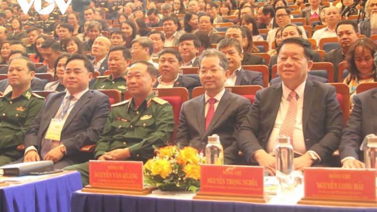 XA NAY BH’RỢ GIAO LƯU NGHỆ THUẬT “TẤT LANG TIN ĐƯƠI OOY ĐẢNG”