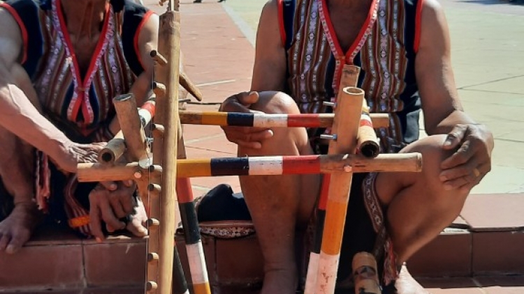 Knăm ngă yang pin êa mơ̆ng mnuih Jarai ti kdriêk Čư̆ Pah