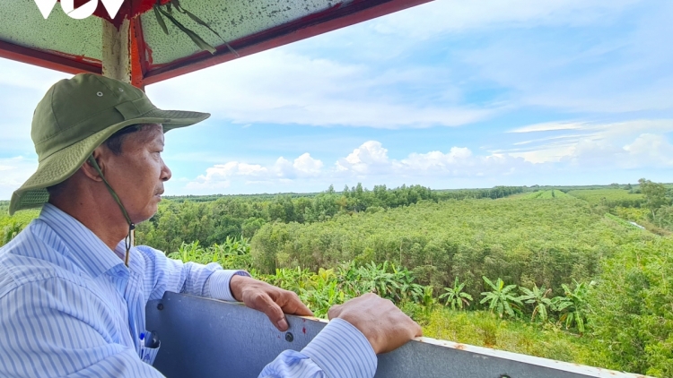 ពត៌មាន ម៉ោង​ ៦