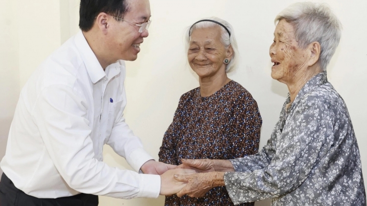 Chủ tịch nước Võ Văn Thưởng hơnh déh Tết đhanuôr lâng bơr pêê c’bhúh chức năng đhị Đồng Tháp