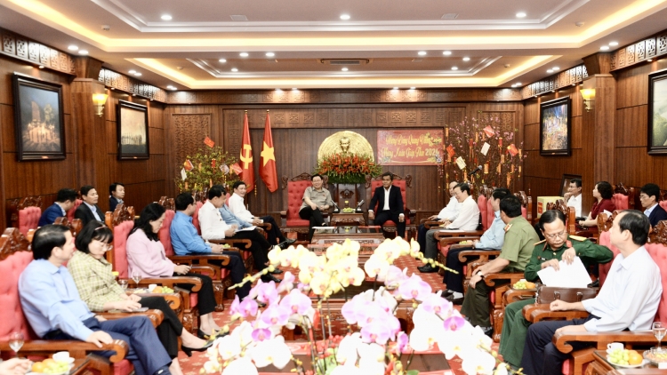 Kruanh Quốc hội Vương Đình Huệ pah kan đah Rnâng kan n’gor uỷ Gia Lai