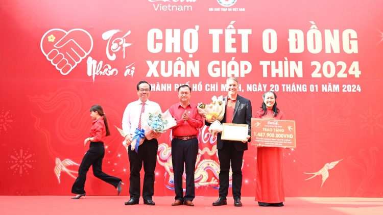 Chr’va Tết chr’năp pr’hay tước ooy k’r’bhâu pr’loọng đong zr’năh k’đhap “Chợ Tết 0 Đồng”