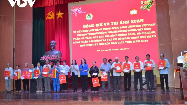 PHO AKAOK NEGAR VÕ THỊ ÁNH XUÂN RIVANG, TADHAU AYUH TET TỈNH BẾN TRE