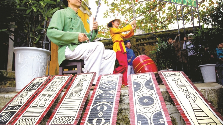 Quảng Nam đợc lấh 23,6 tỷ đồng zooi đoọng zư lêy, pa dưr chr’nắp k’cir Bài chòi