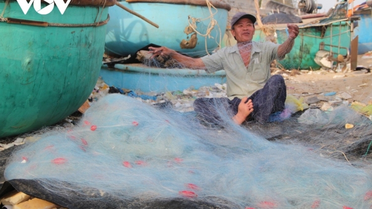 NGAK IKAN MENG GILAI DI-I DI PHUOC HAI DAONG KA URANG TAONG MEK IKAN HU TAGOK NGAK PO 