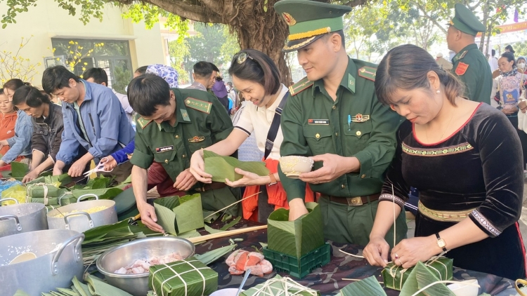 “Nam pa mpồl ling sền gàr tiah nhàr lơgar- Ram mhŭ nùs nhơm làng bol ƀòn lơgar” tàm tiah Tây Nguyên