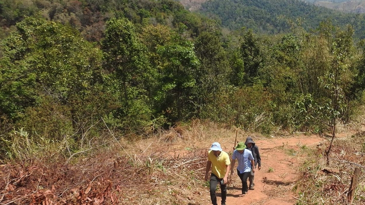 Kon Tum: Thăm pơtroh khu ngế ki gâk, kế tơmeăm vâ hbrâ mơdât on chếo kong