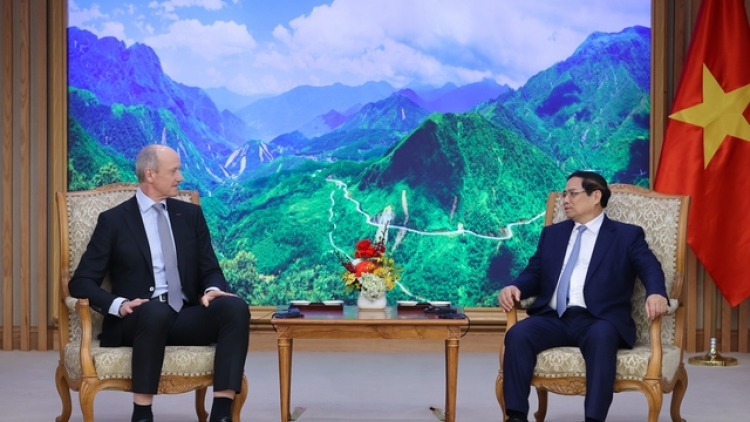 Khua dêh čar Phạm Minh Chính tŭ jum Khua Group Siemens