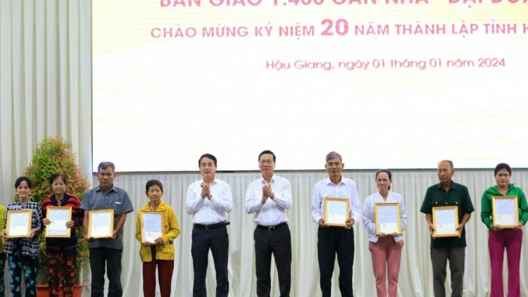 BUI SAMBAI TET DALAM DOM BAOH SANG JUM PATAOM     