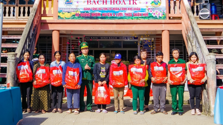 Tết têêm ngăn lâng đhanuôr k’coong ch’ngai A Lưới