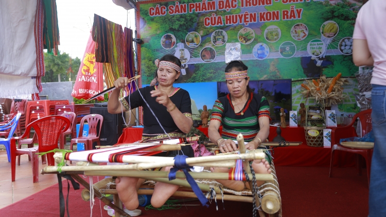 Ba ối dê̆ Dam Teang 