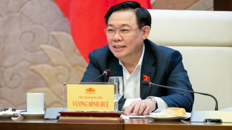 Kruanh Quốc hội ƀư tơm rơh pah kan Luật Công nghiệp quốc phòng, an ninh n’hanh động viên công nghiệp