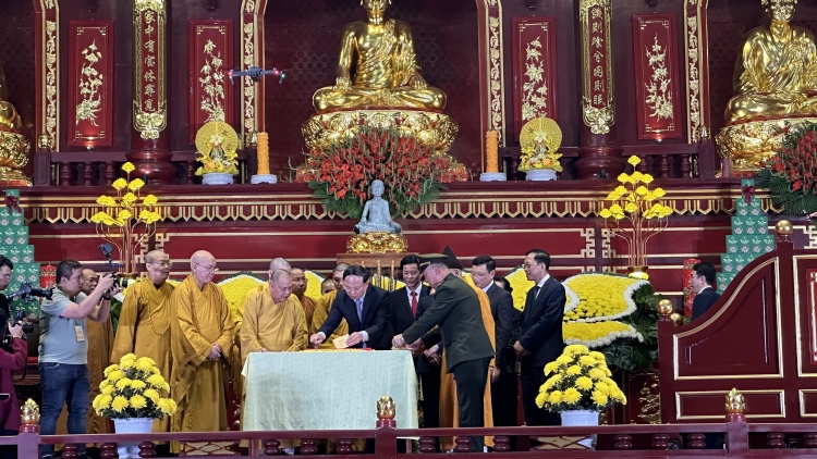 Yên Tử klă klơ̆ng pŏk knăm m’ak yan nga 2024