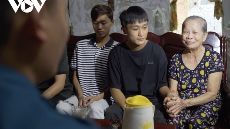 MƯY PR’LỌONG ĐÔNG VÊY 3 ĐHI NOO ZƯỚC XRẶ BHA AR LƯỚT BỘ ĐỘI