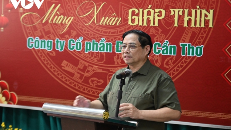 Thủ tướng Phạm Minh Chính lưm, hơnh déh Tết, p’too p’zương zâp c’bhúh ặt pa bhrợ g’lúh Tết Nguyên đán đhị Cần Thơ