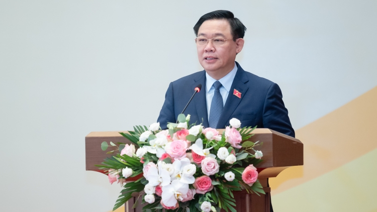 Khua git gai pơ ala mơnuih ƀôn sang dêh čar ơi Vương Đình Huệ: Pơgăn “Hưp ham hơdră djru”, pơmut hrŏm bruă “klă kơ tơdruă đôč”