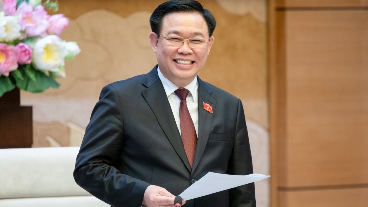 Khua Anôk bruă kƀĭn ala bi tuôm hŏng Êpul bi ala phung hriăm lu, phung khua kiă kriê klei đăo, mnuih djuê ƀiă êdah êdi ƀuôn prŏng Hà Nội 