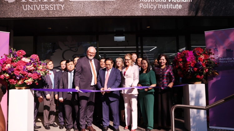 Khua knŭk kna nao ti anôk pŏk bruă ksiêm duah hdră êlan Australia – Việt Nam 