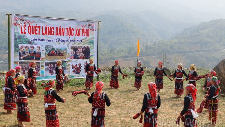 ADAT BAH PALEI – ILAMO SIAM GHEIH DI URANG XA PHÓ, LÀO CAI