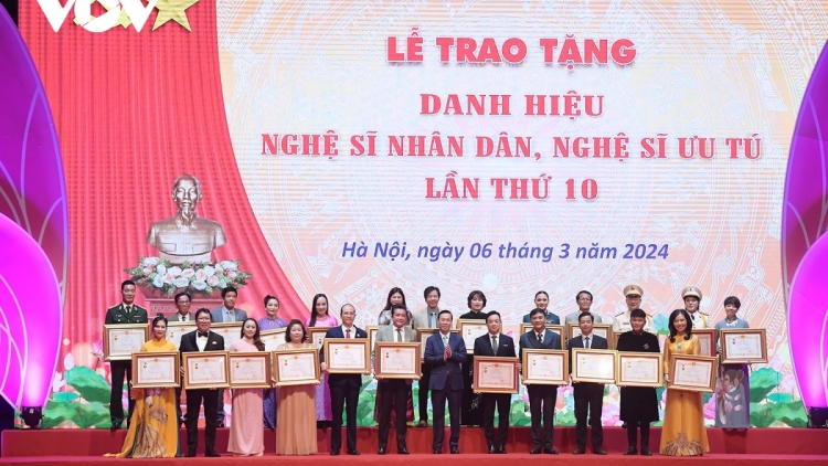 Kăn xiâm hnê ngăn tơnêi têa Võ Văn Thưởng veăng a leh diâp inâi Nghệ sĩ Nhân dân, Nghệ sĩ Ưu tú rôh má 10