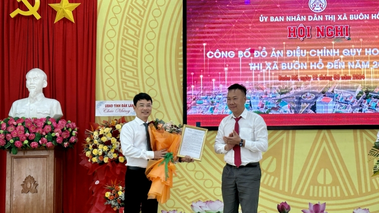 Buôn Hô tă hdră mđĭ kyar ƀuôn prŏng lăn mnga êa siam kơ krĭng Lăn Dap kngư 