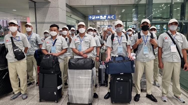 TUI MINTRI LAO ĐỘNG - THƯƠNG BINH SAONG XÃ HỘI DALAM BILAN 2 MENG BLAOH, HU ABIH TIH 10.553 URANG NGAK NAO NGAK BRUK DI NEGAR LANGIU