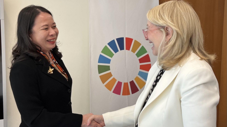 Lơgar Việt Nam mờ UNICEF sơlơ tơnguh lơh broă bal tàm broă lơh sền gròi mờ sền gàr kơnòm dềt