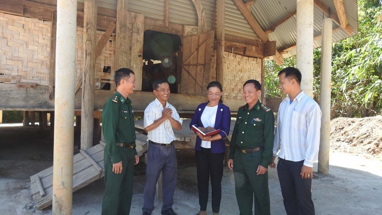 Sơlơ tơrbŏ kơ̆ nùs nhơm đềt mềr đah ling klàng mờ làng bol tàm tiah nhàr dà lơgar càr Kon Tum